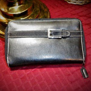 Amazing ~ CLUTCH ~ with Calculator/ Spot for Checkbook / Credit Cards and All
